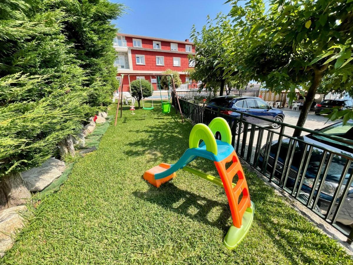 Apartamentos Sinas Playa Raxo Kültér fotó