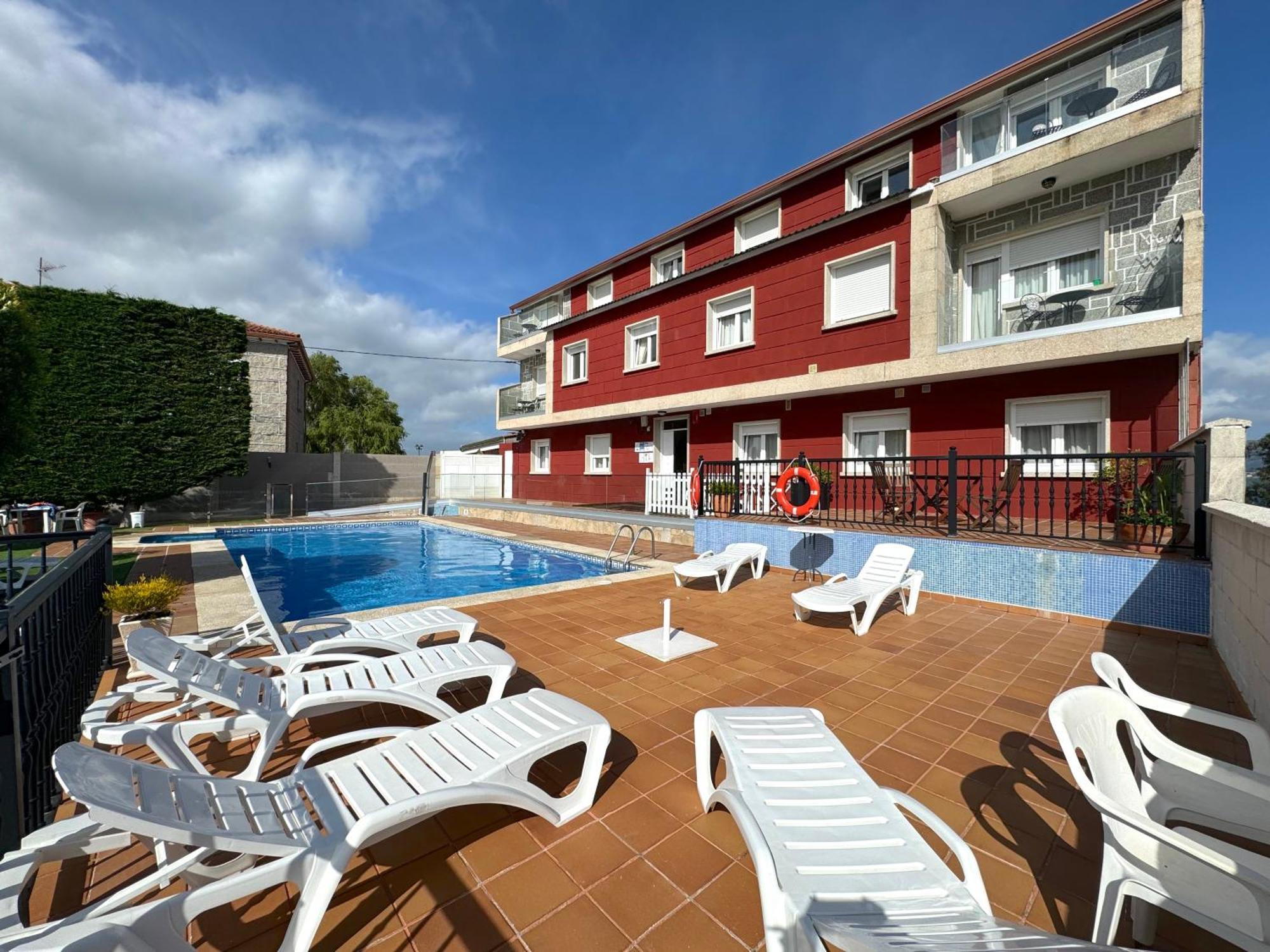 Apartamentos Sinas Playa Raxo Kültér fotó